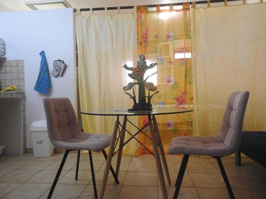Studio Hibiscus-Ch Vue Sur Mer,Plage,Clim Les Anses-d'Arlets Exterior foto